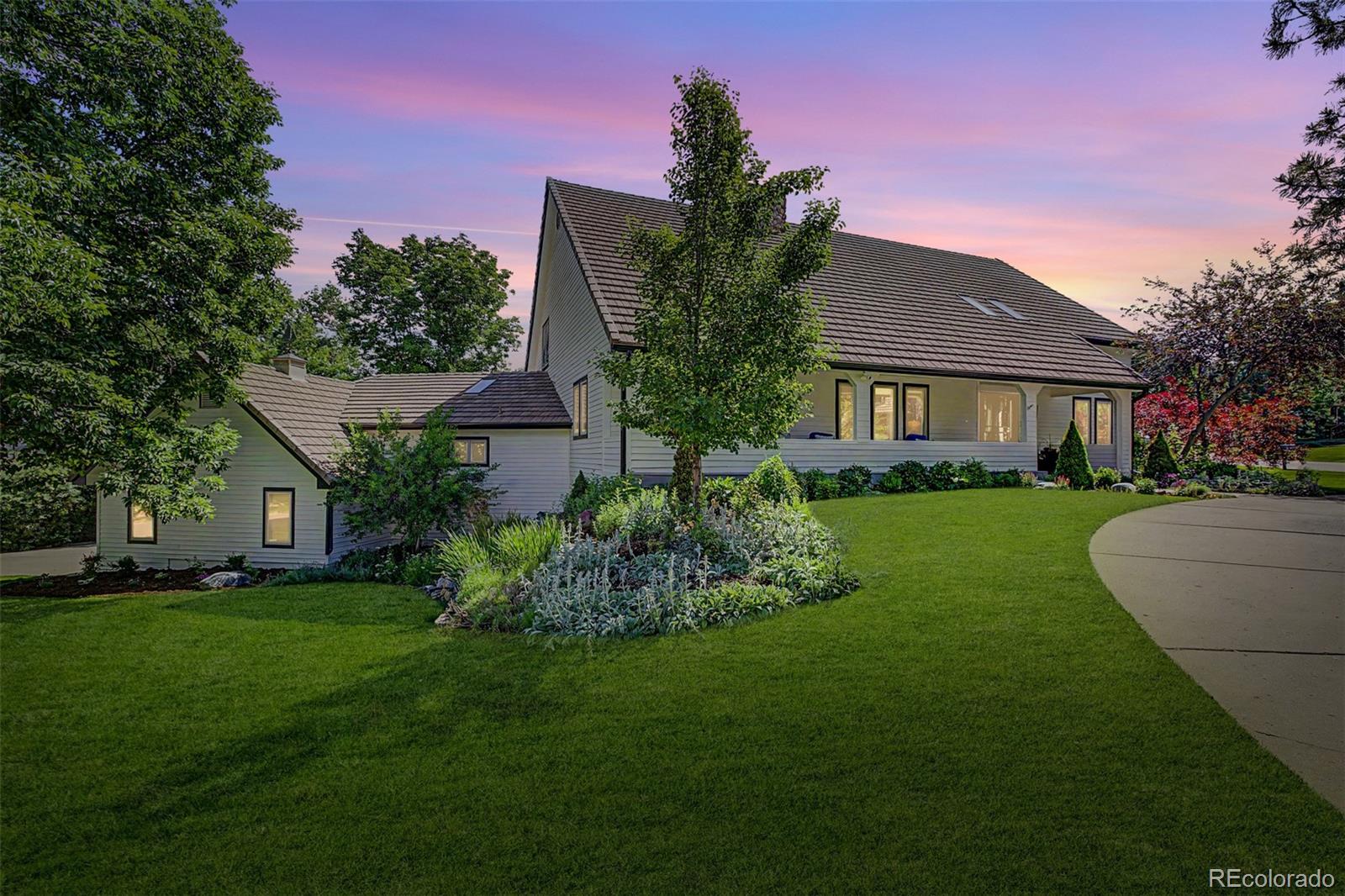 MLS Image #0 for 1519 e maplewood court,littleton, Colorado