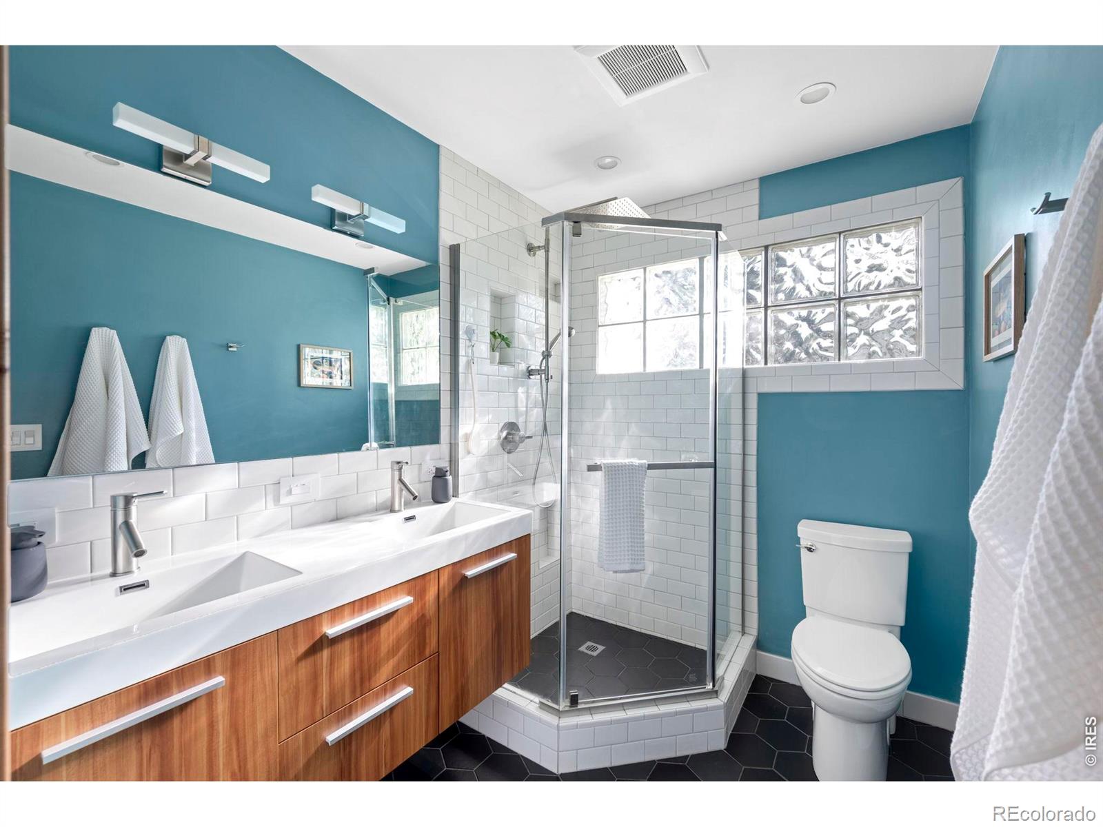 MLS Image #11 for 613  martin street,longmont, Colorado