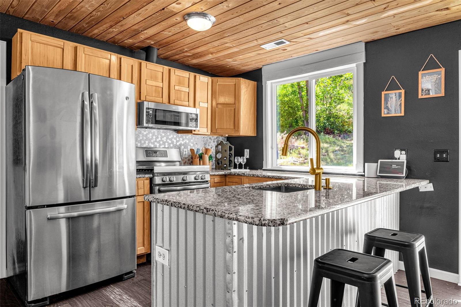 MLS Image #6 for 1608  highland way,colorado springs, Colorado