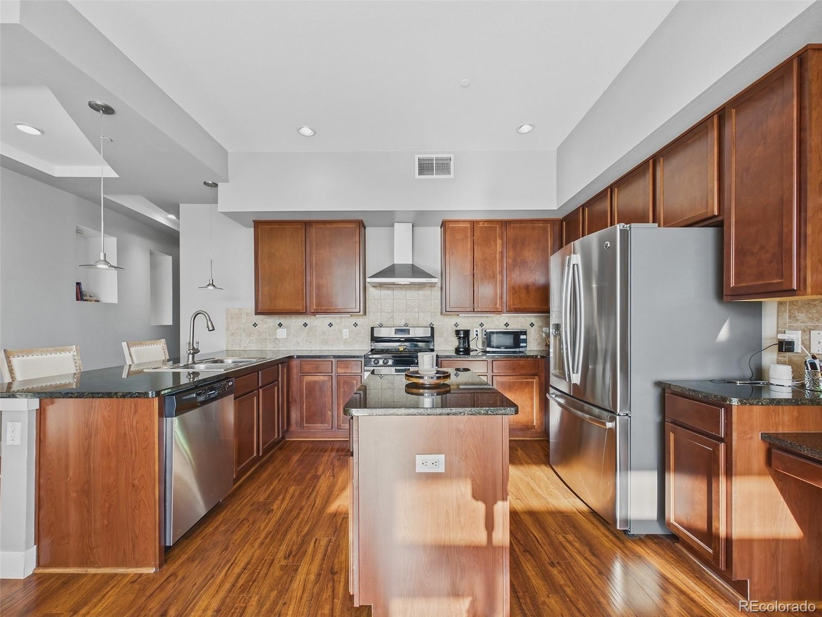 MLS Image #3 for 1488  madison street,denver, Colorado