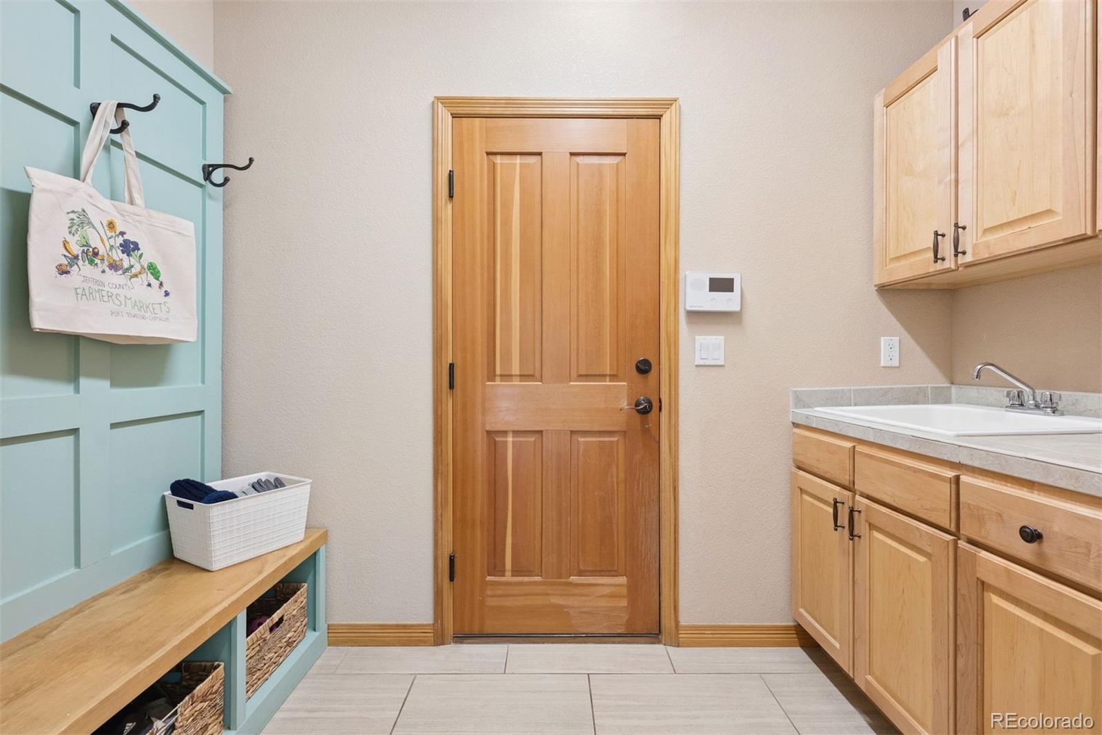 MLS Image #23 for 7141 s elk court,aurora, Colorado