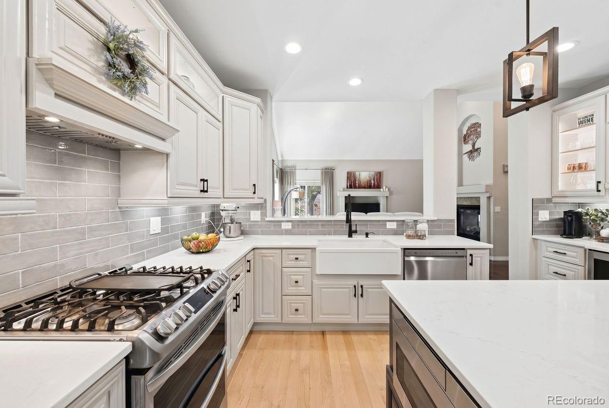 MLS Image #6 for 7141 s elk court,aurora, Colorado