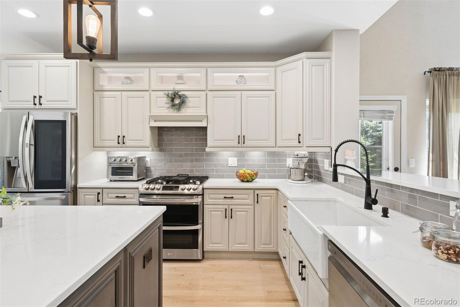 MLS Image #8 for 7141 s elk court,aurora, Colorado