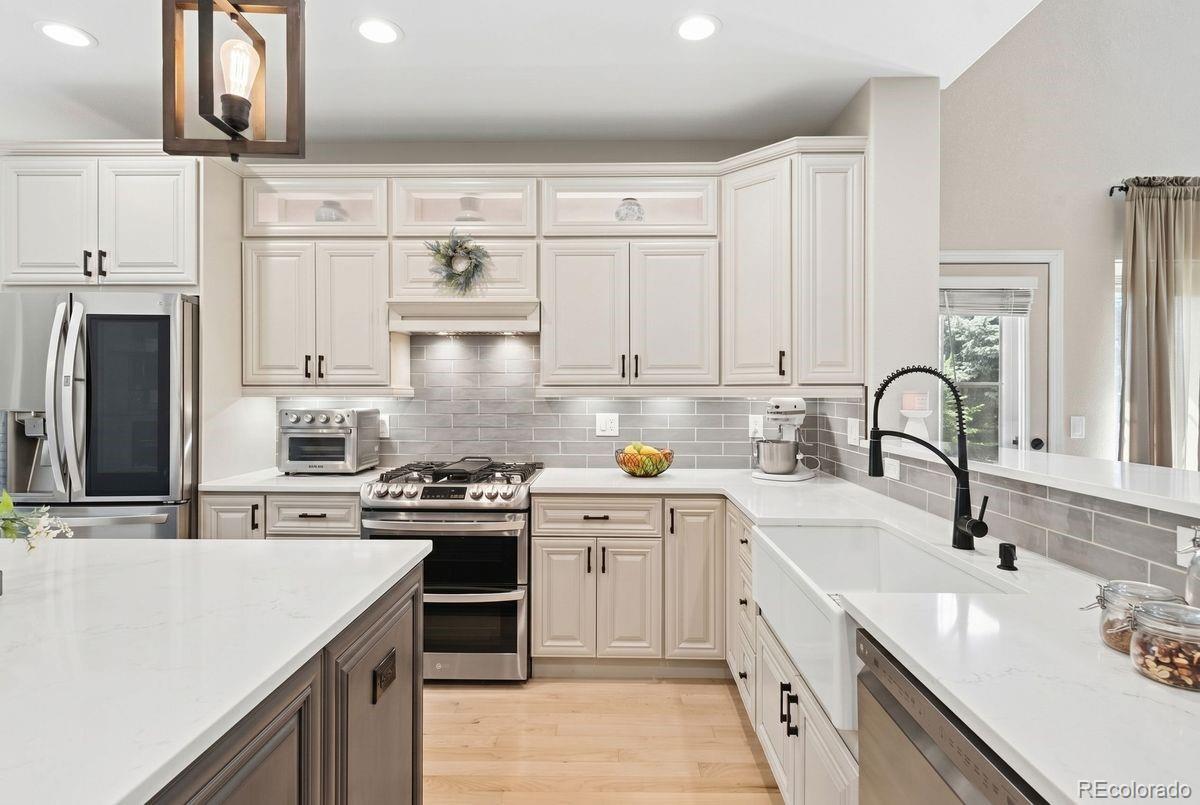MLS Image #9 for 7141 s elk court,aurora, Colorado