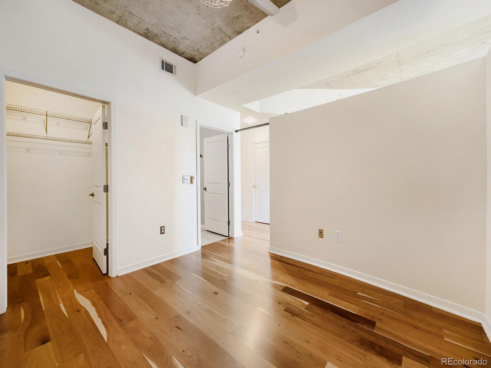MLS Image #10 for 1700  bassett street,denver, Colorado