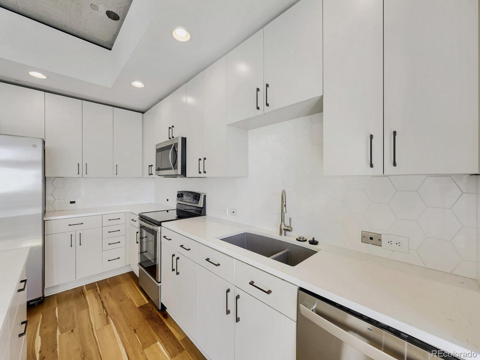 MLS Image #5 for 1700  bassett street,denver, Colorado