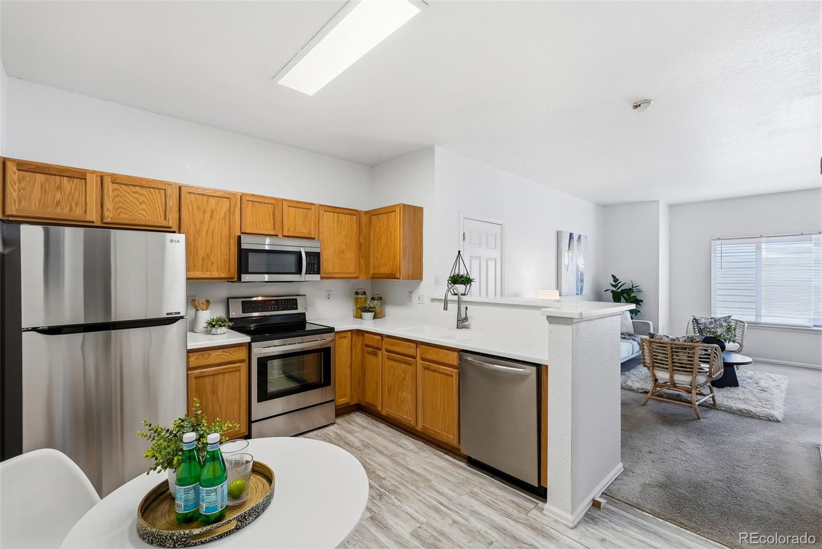 MLS Image #15 for 912 s yampa street,aurora, Colorado