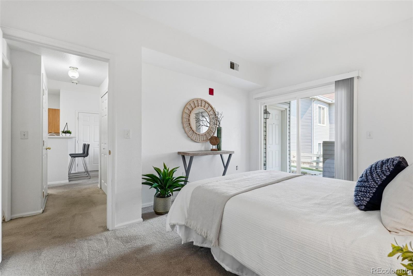 MLS Image #23 for 912 s yampa street,aurora, Colorado