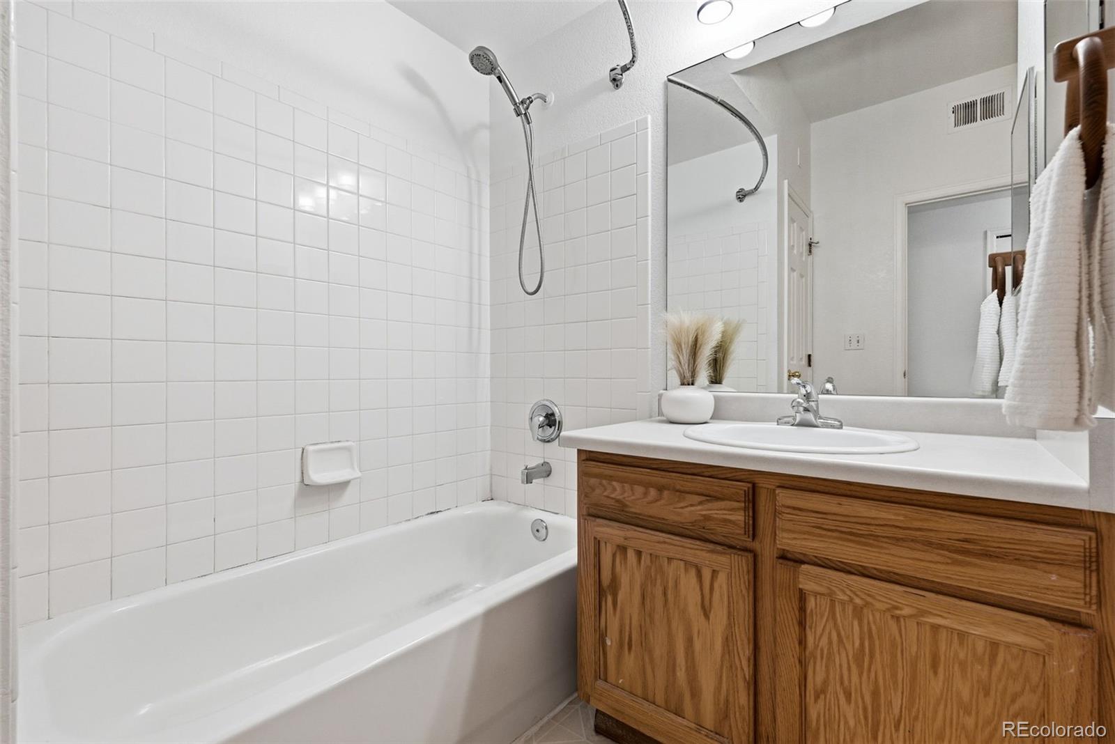MLS Image #28 for 912 s yampa street,aurora, Colorado