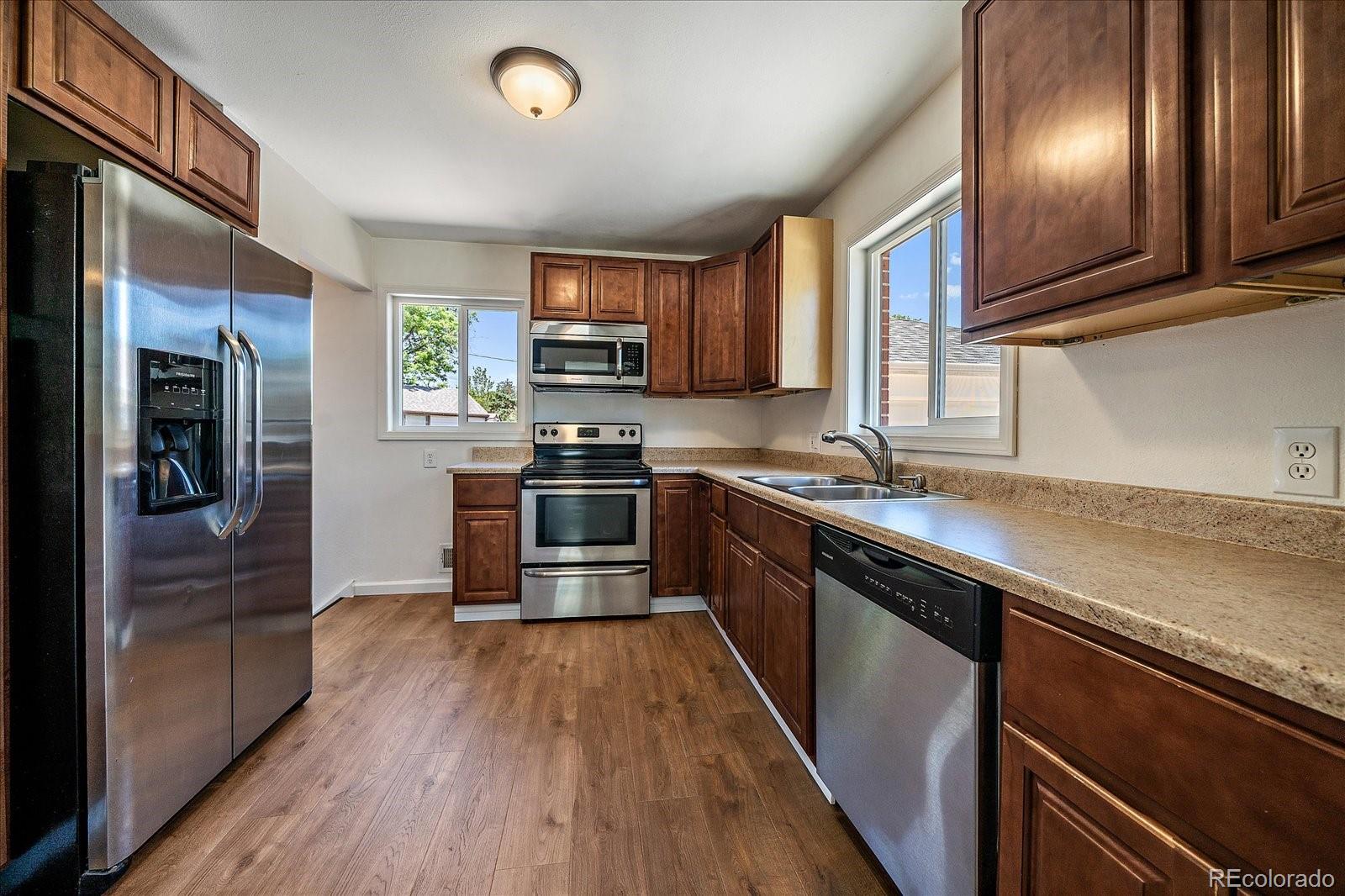 MLS Image #10 for 11420  irma drive,denver, Colorado
