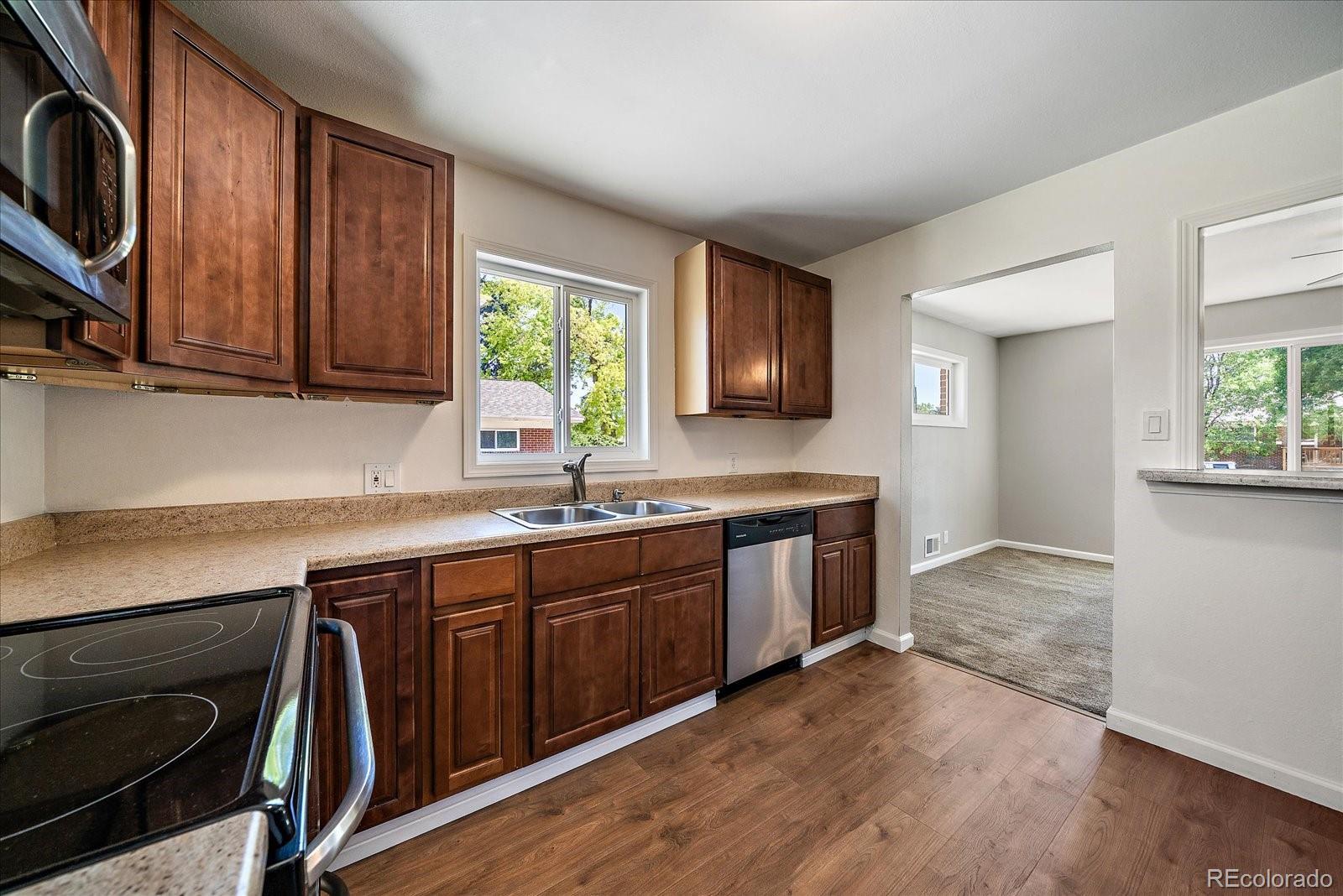MLS Image #11 for 11420  irma drive,denver, Colorado