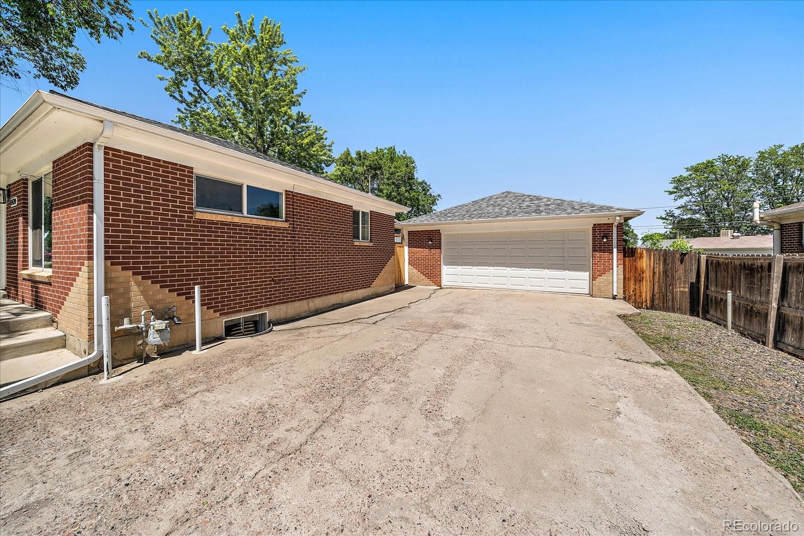 MLS Image #29 for 11420  irma drive,denver, Colorado