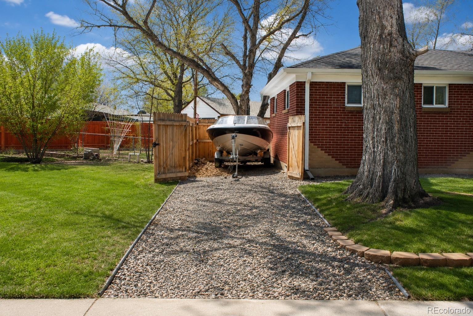 MLS Image #32 for 11420  irma drive,denver, Colorado