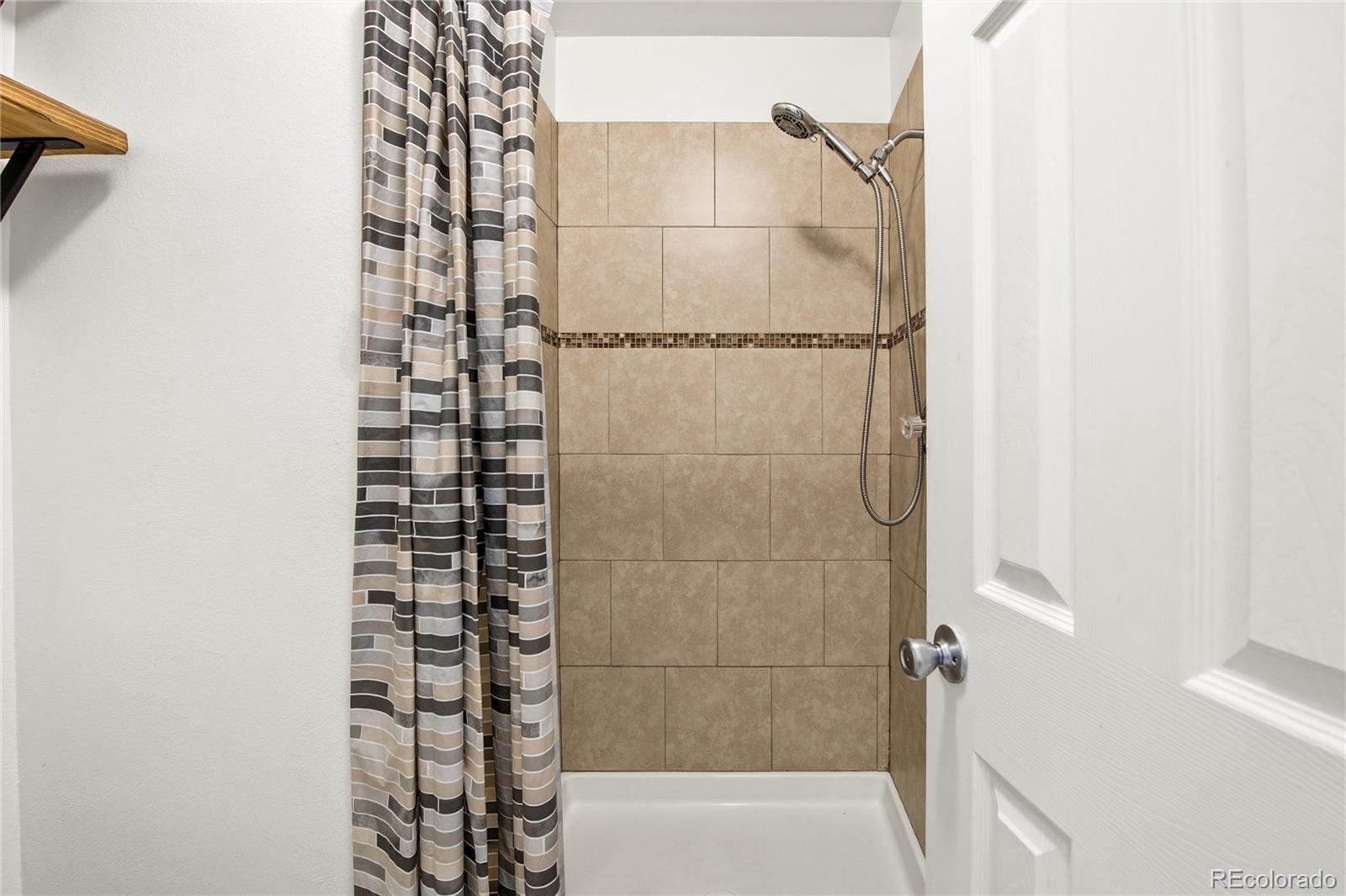 MLS Image #21 for 8805 w floyd avenue,lakewood, Colorado