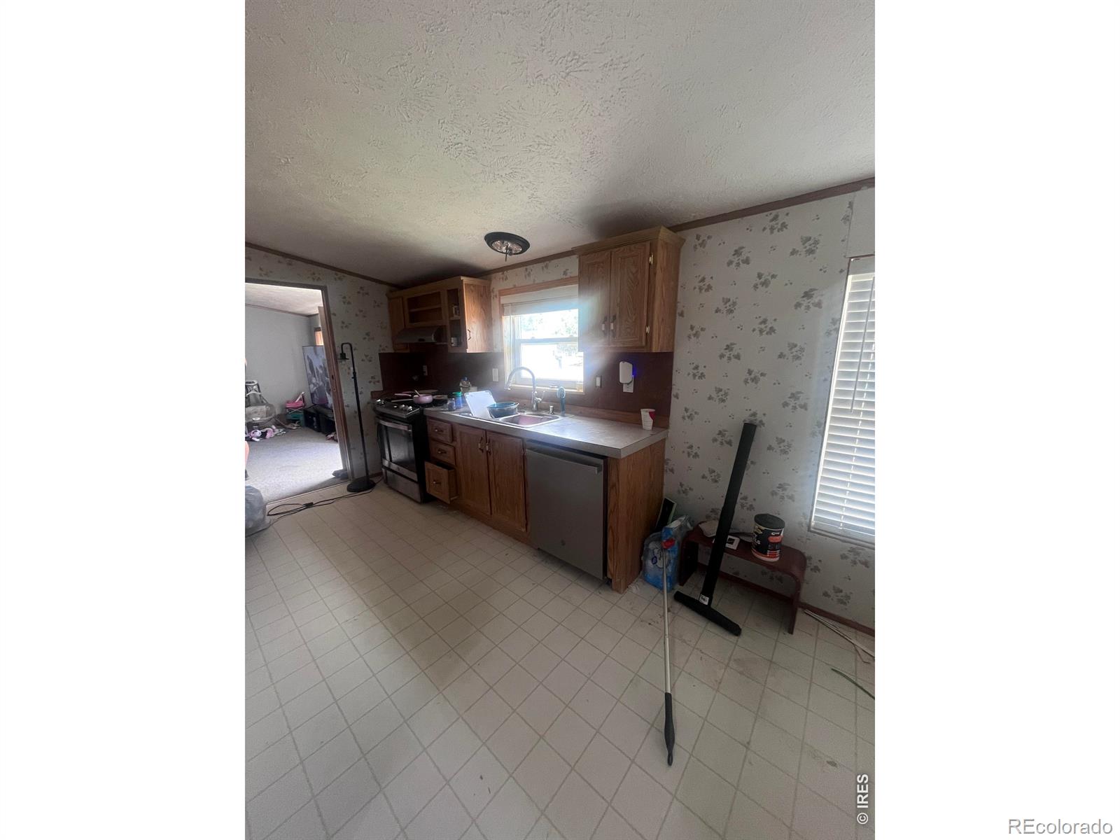 MLS Image #6 for 15828  deerfield street,sterling, Colorado