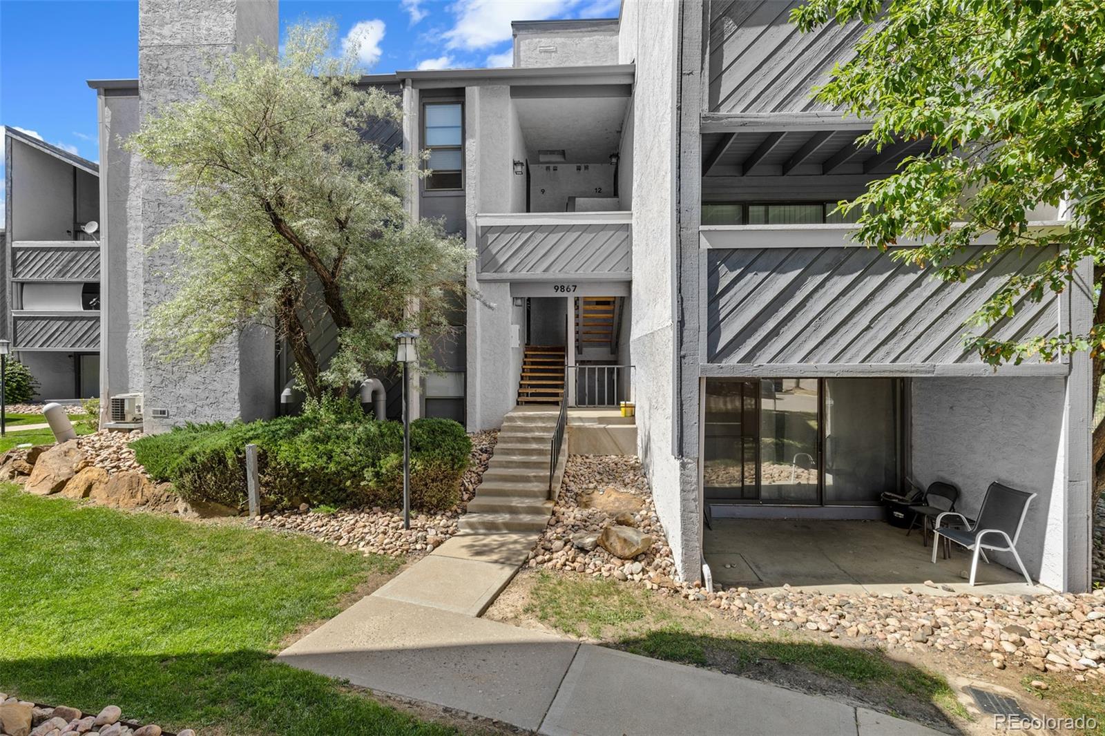 MLS Image #1 for 9867 e peakview avenue,englewood, Colorado