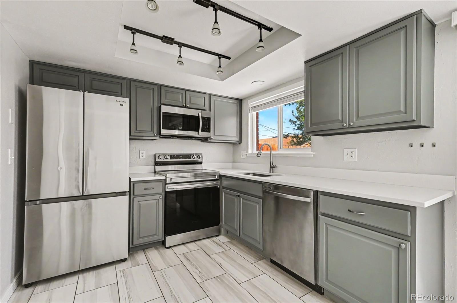 MLS Image #8 for 3848 s inca street,englewood, Colorado
