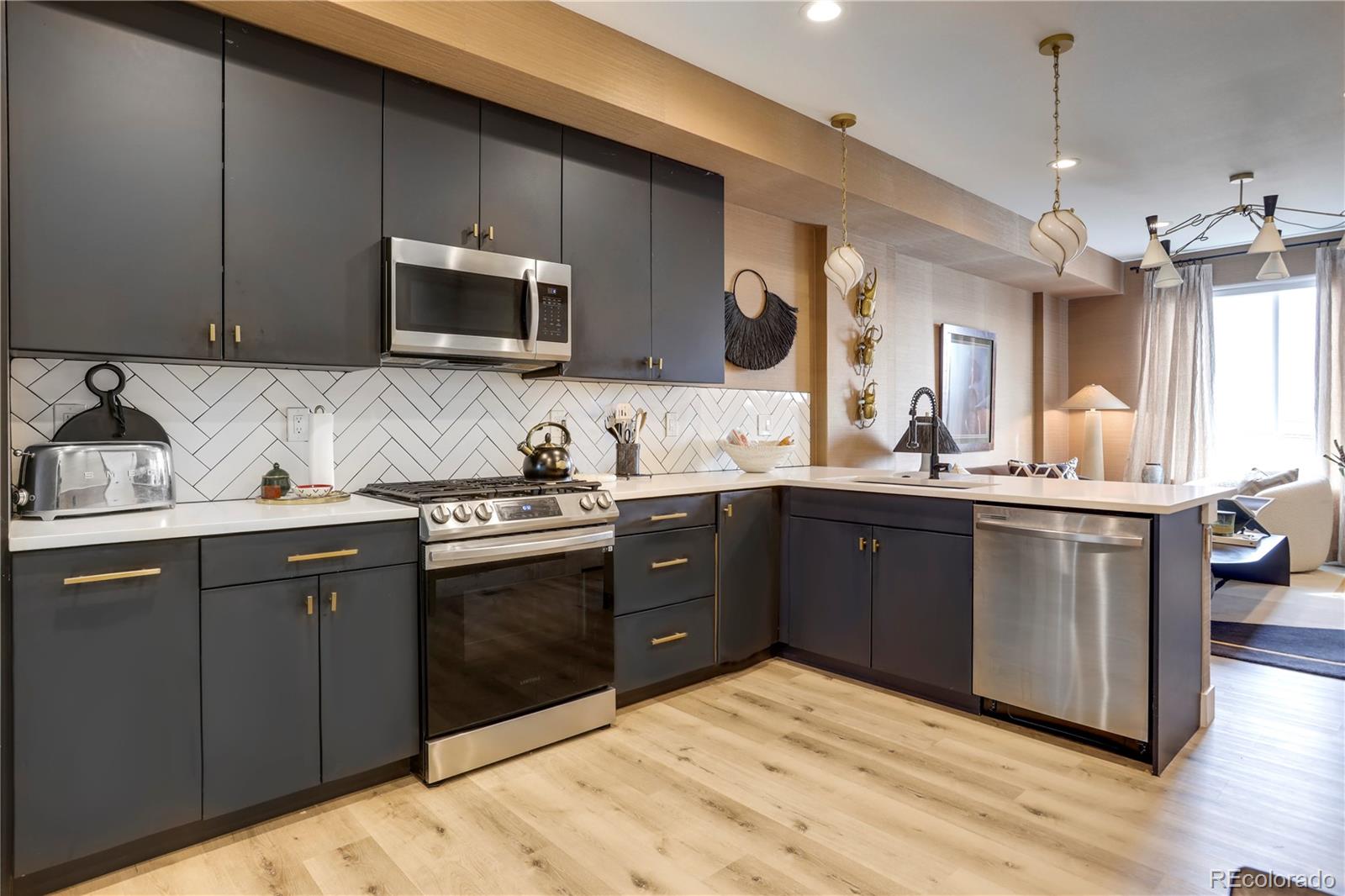 MLS Image #15 for 4925 w 10th avenue,denver, Colorado