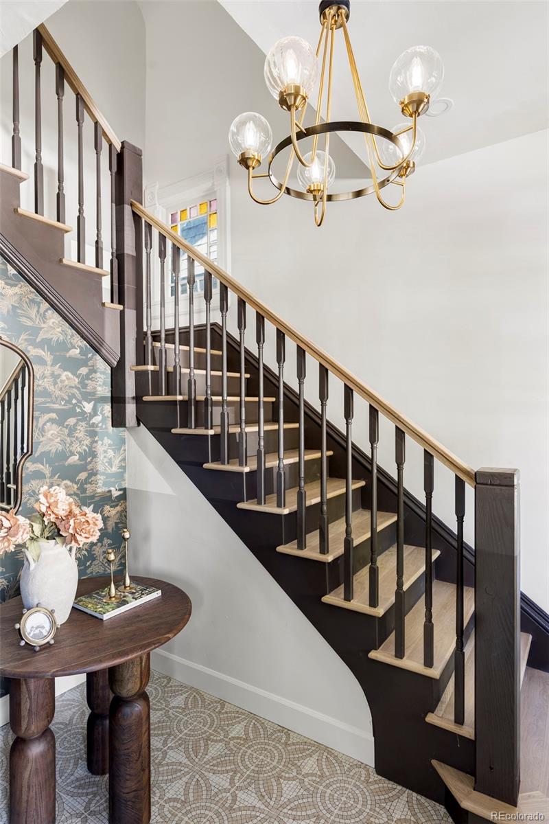 MLS Image #13 for 2563 n emerson street,denver, Colorado