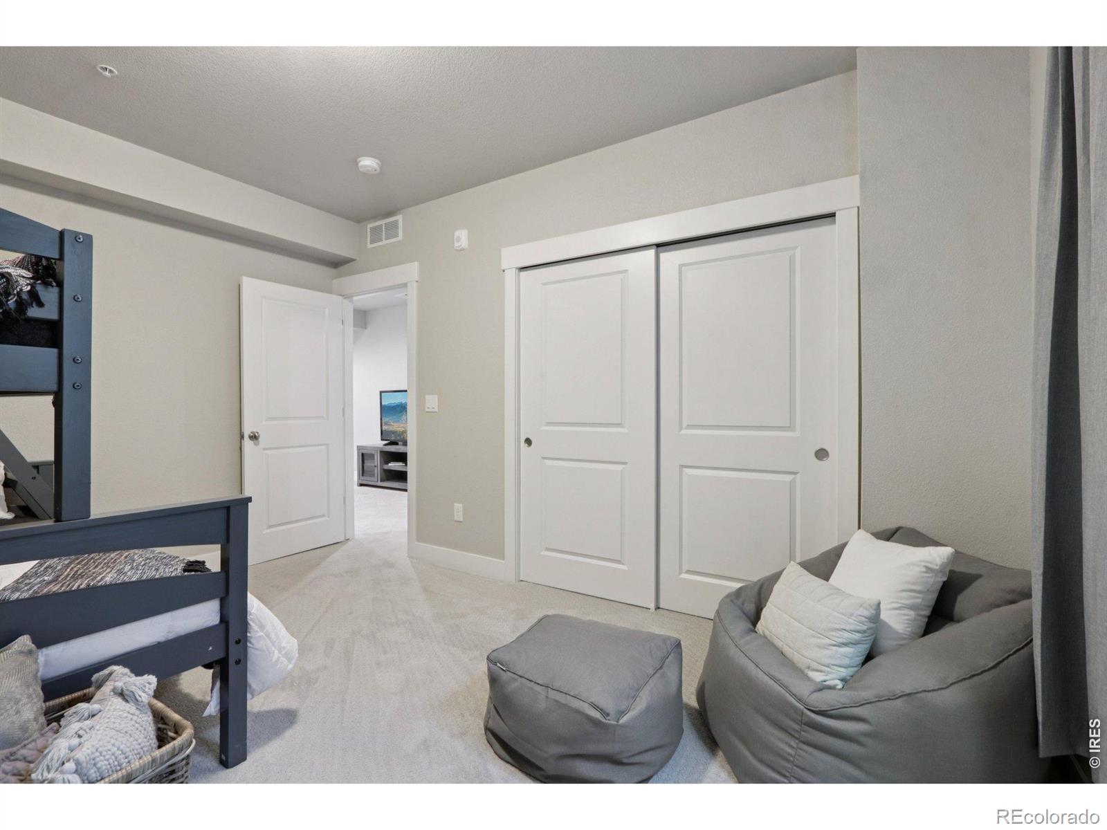 MLS Image #14 for 176  high point drive,longmont, Colorado