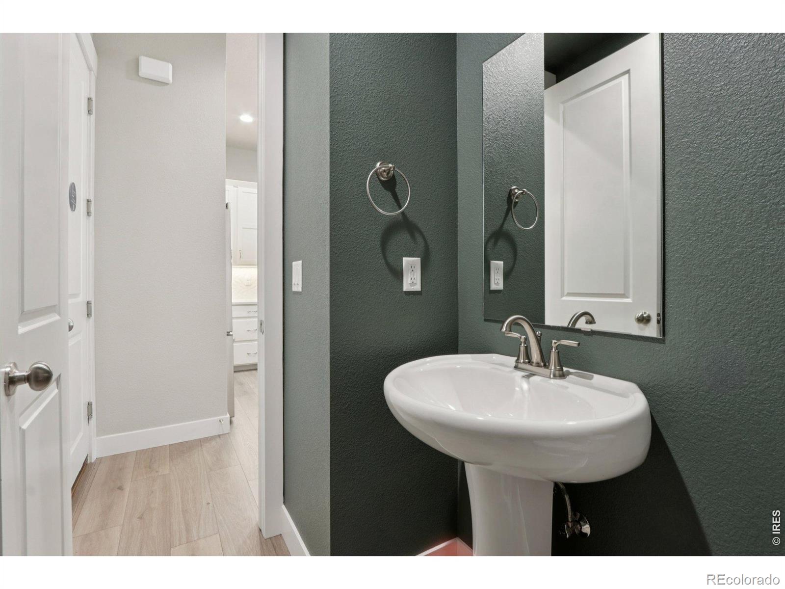 MLS Image #9 for 176  high point drive,longmont, Colorado