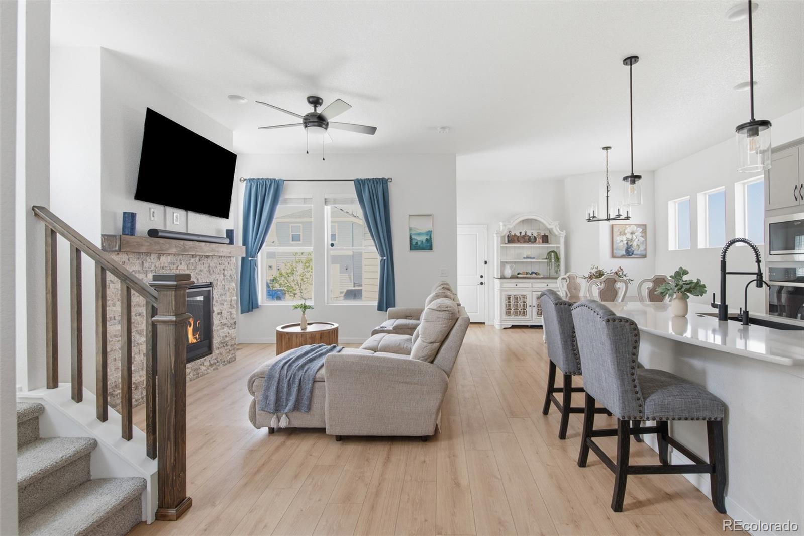 MLS Image #3 for 8946  wolf valley drive,colorado springs, Colorado