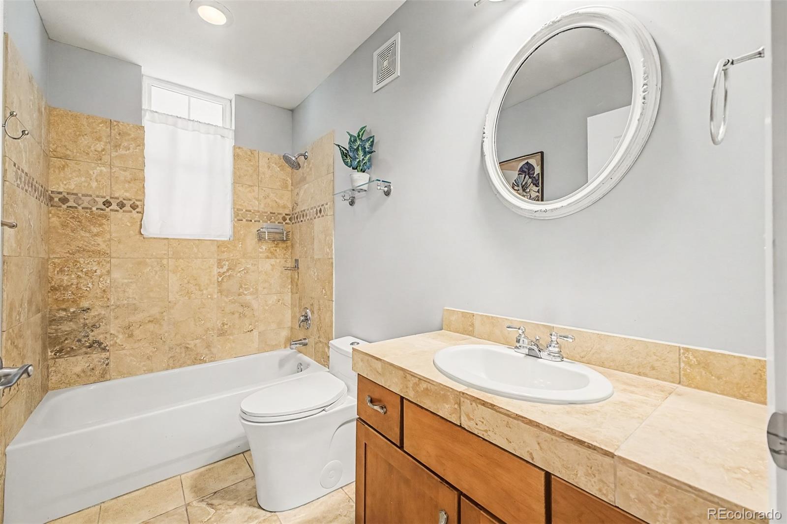 MLS Image #25 for 1489  steele street,denver, Colorado