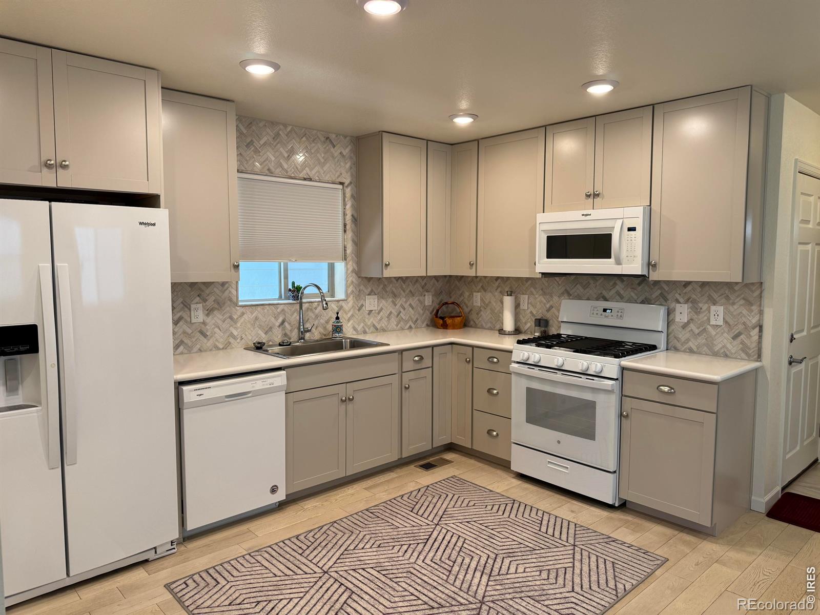 MLS Image #5 for 64  avocet court,longmont, Colorado