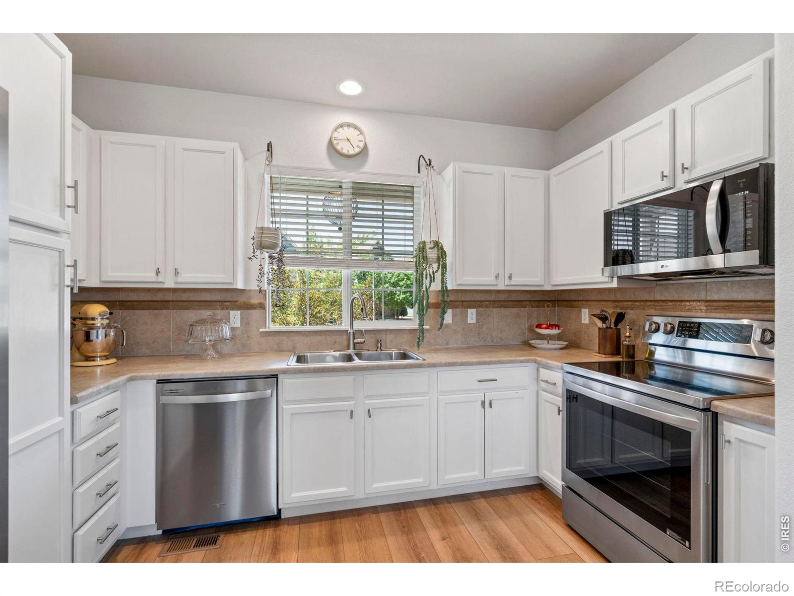 MLS Image #8 for 1971  fairway pointe drive,erie, Colorado