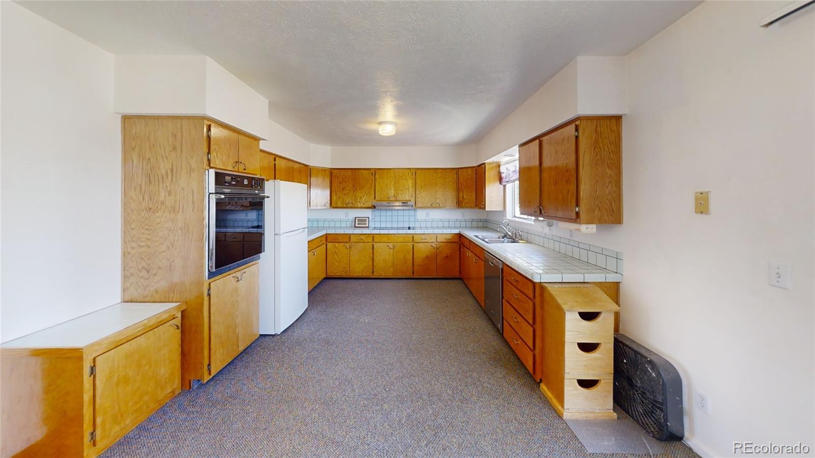 MLS Image #10 for 2504  haskell place,watkins, Colorado