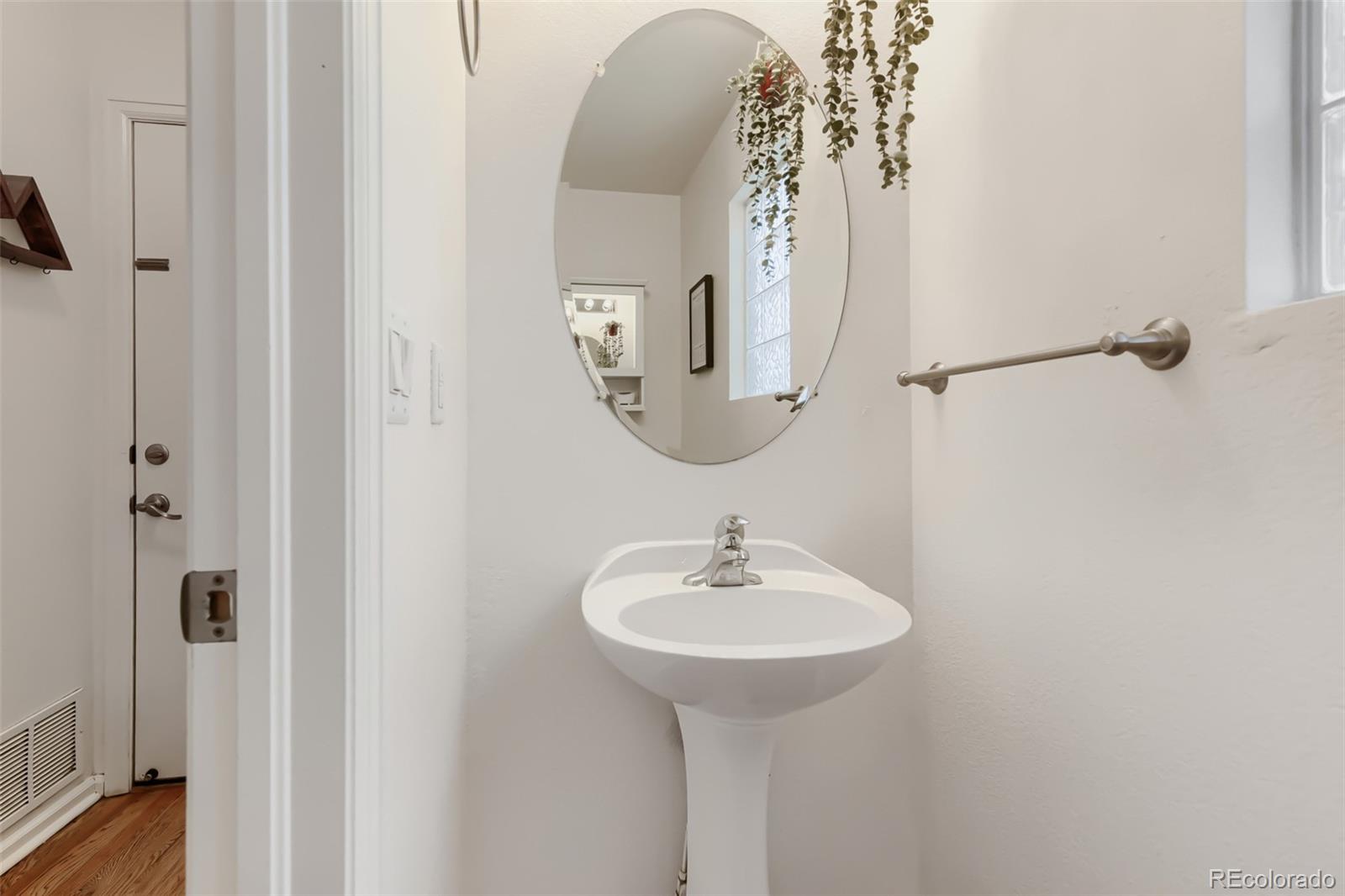 MLS Image #12 for 4494  lyndenwood circle,littleton, Colorado