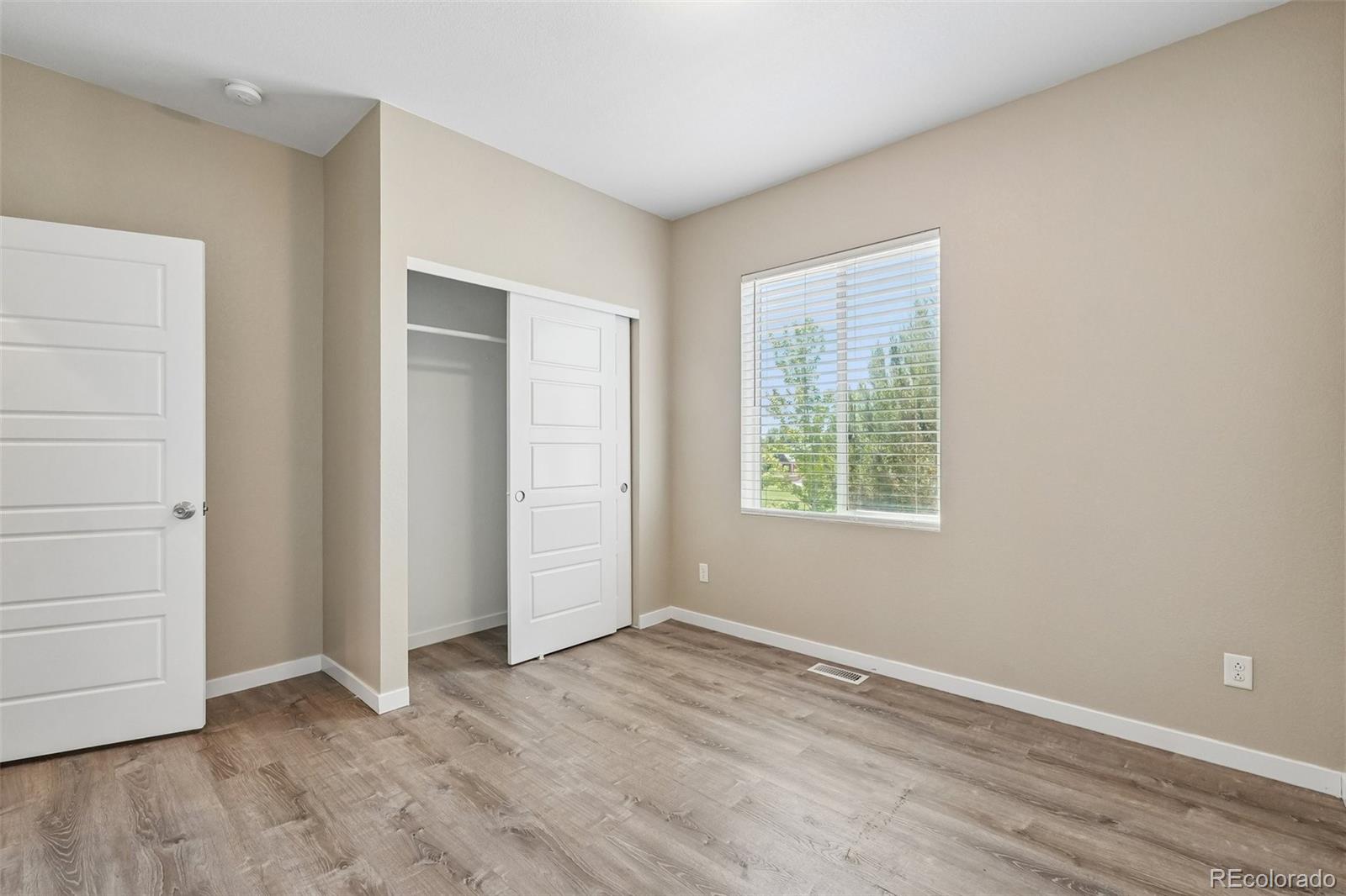 MLS Image #16 for 10202  southlawn circle,commerce city, Colorado
