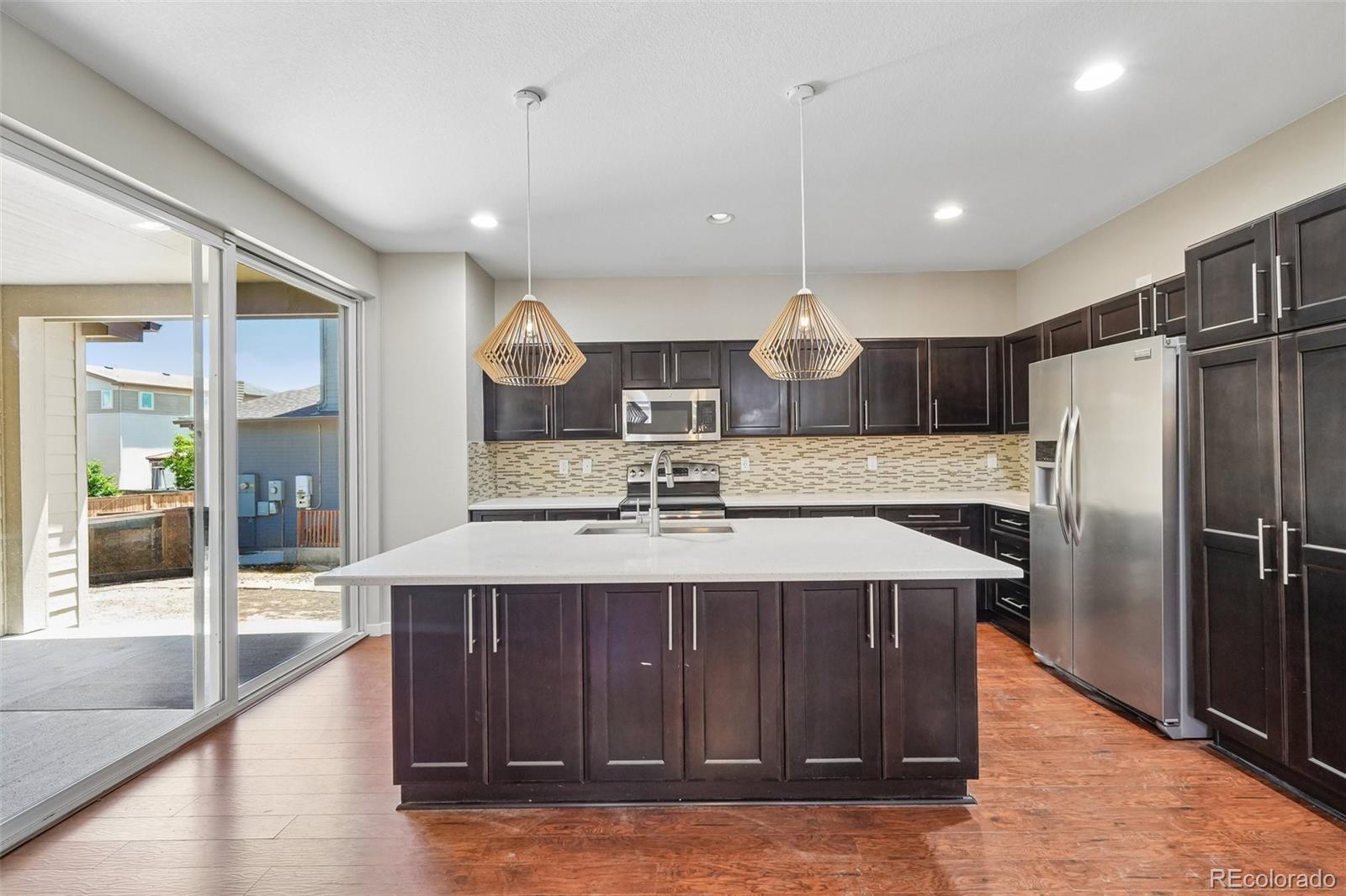 MLS Image #6 for 10202  southlawn circle,commerce city, Colorado