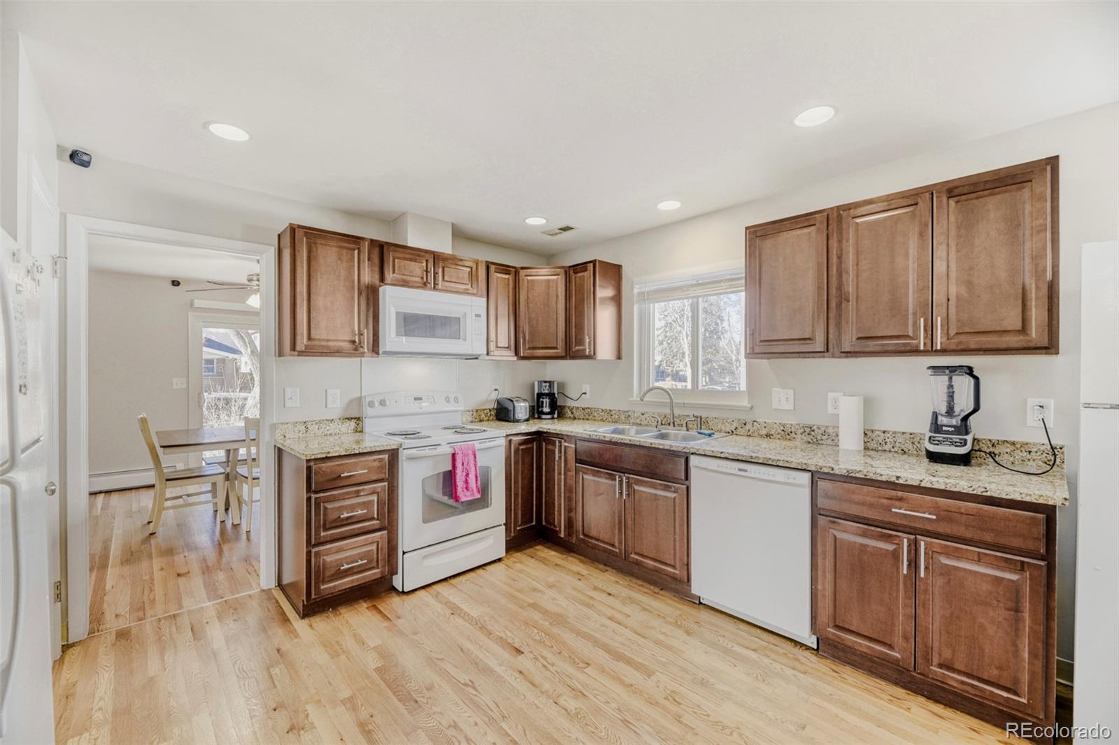 MLS Image #6 for 2701 e evans avenue,denver, Colorado