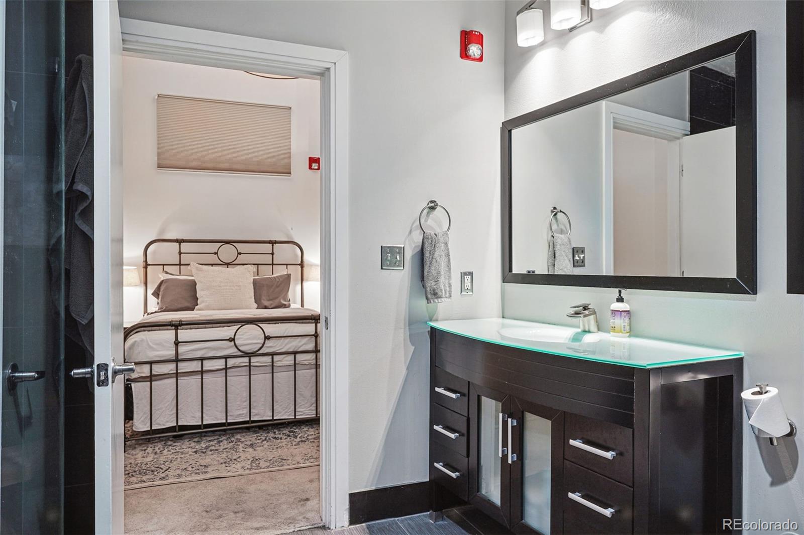 MLS Image #19 for 2441 n broadway ,denver, Colorado