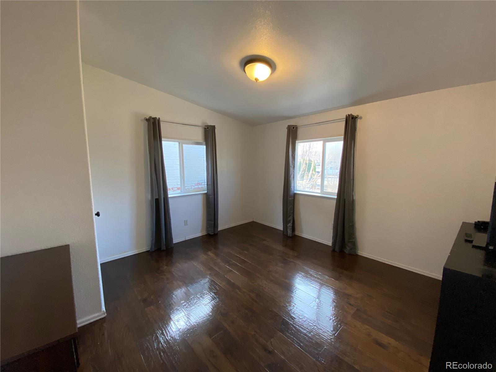 MLS Image #11 for 611 w 4th avenue,denver, Colorado