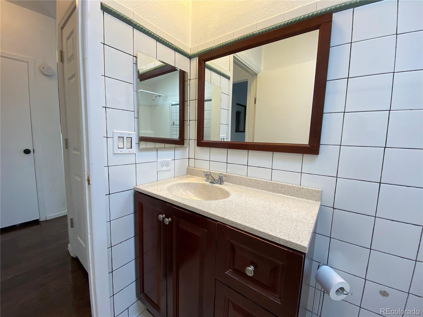 MLS Image #13 for 611 w 4th avenue,denver, Colorado