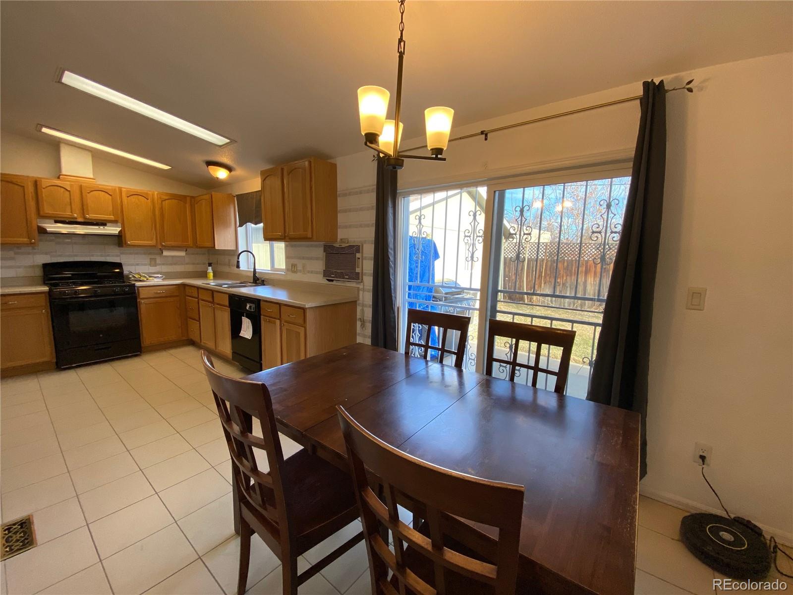 MLS Image #9 for 611 w 4th avenue,denver, Colorado
