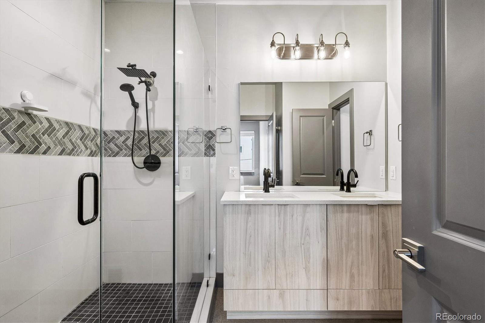 MLS Image #20 for 2816 w 26th avenue,denver, Colorado