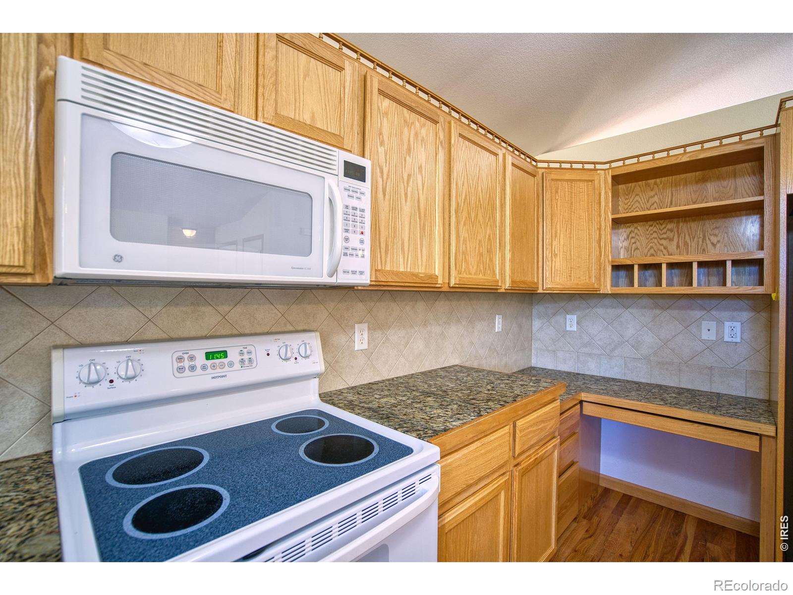 MLS Image #14 for 1384  saginaw pointe drive,windsor, Colorado