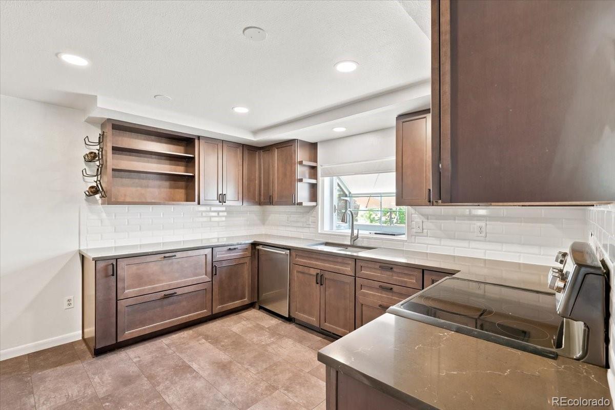 MLS Image #10 for 13102  saint paul drive,thornton, Colorado