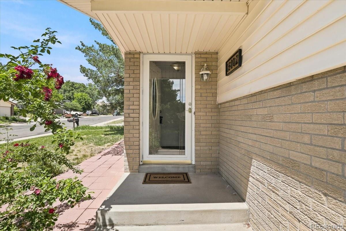 MLS Image #4 for 13102  saint paul drive,thornton, Colorado