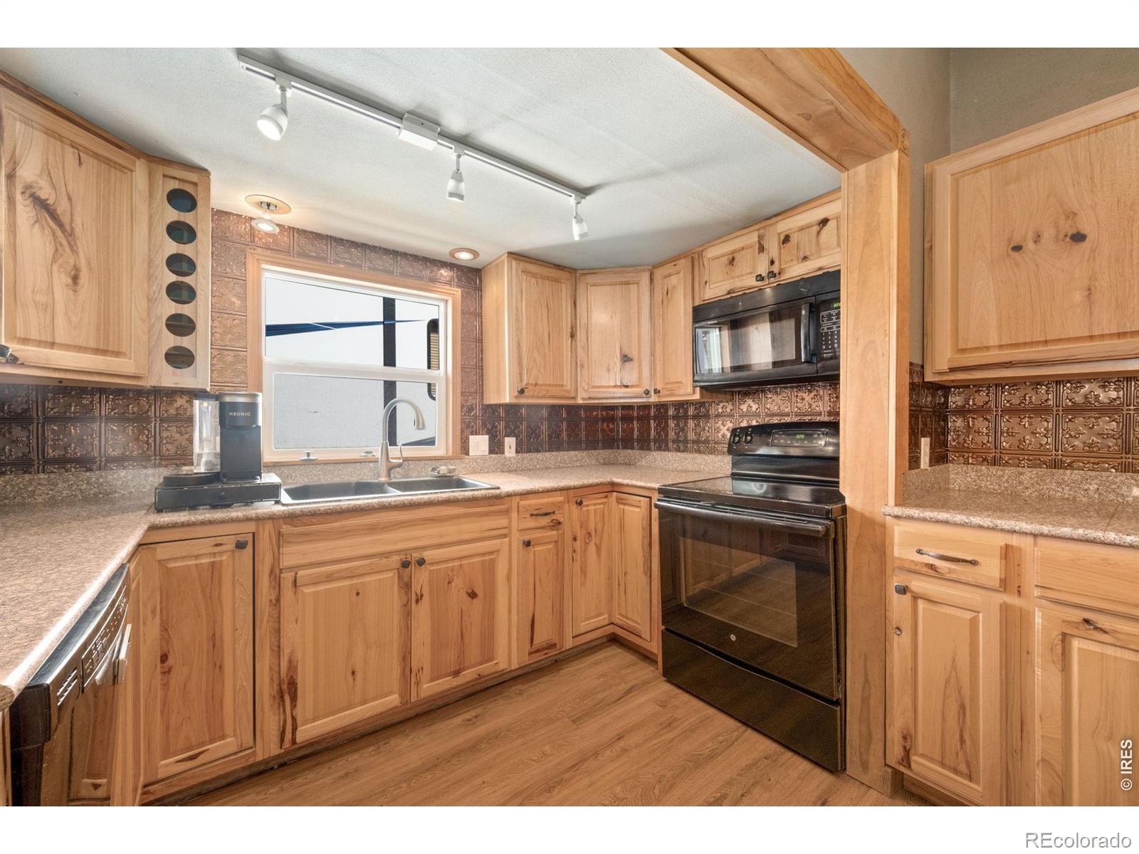 MLS Image #16 for 448 w 4th street,loveland, Colorado