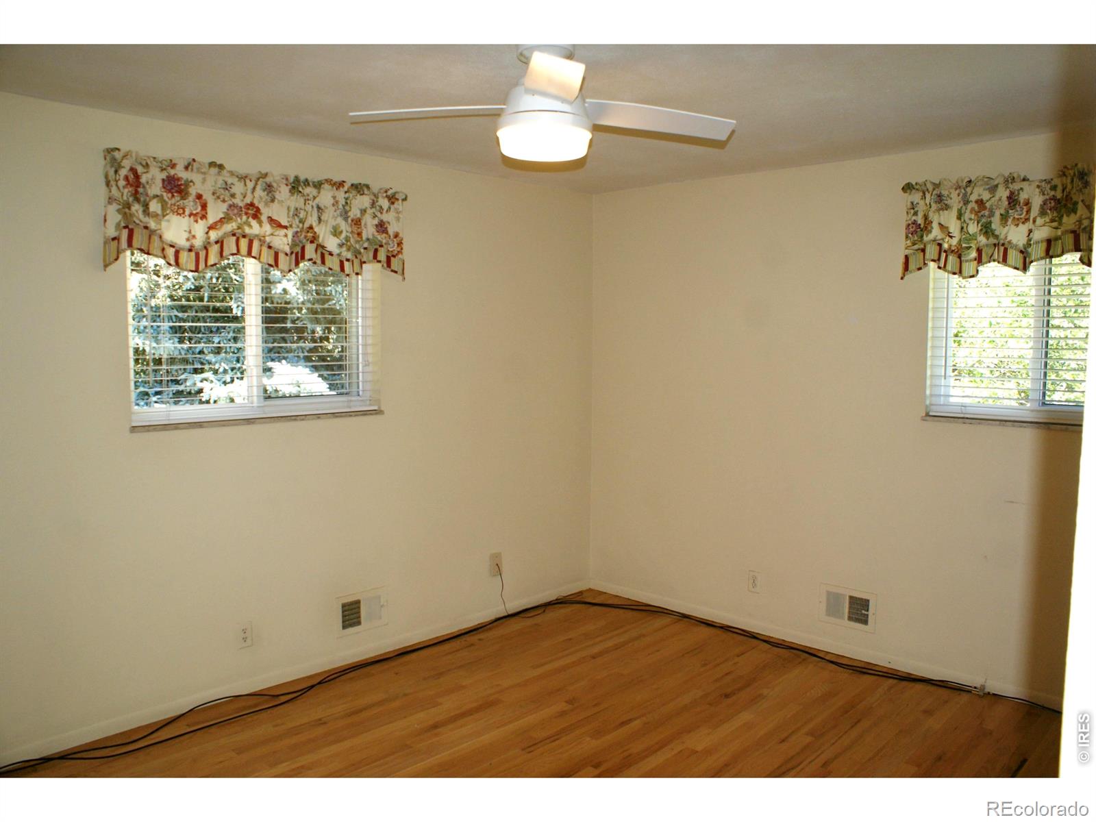 MLS Image #6 for 10643  sperry street,northglenn, Colorado