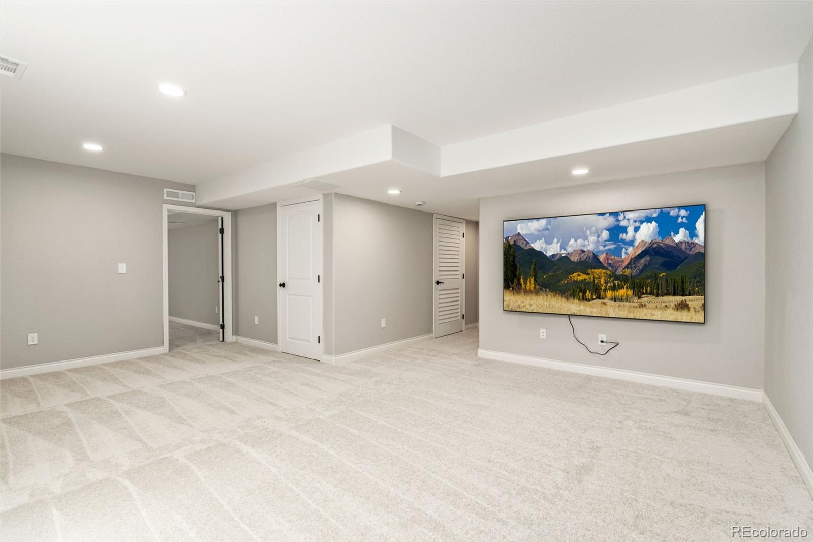 MLS Image #22 for 2055  vineyard court,windsor, Colorado