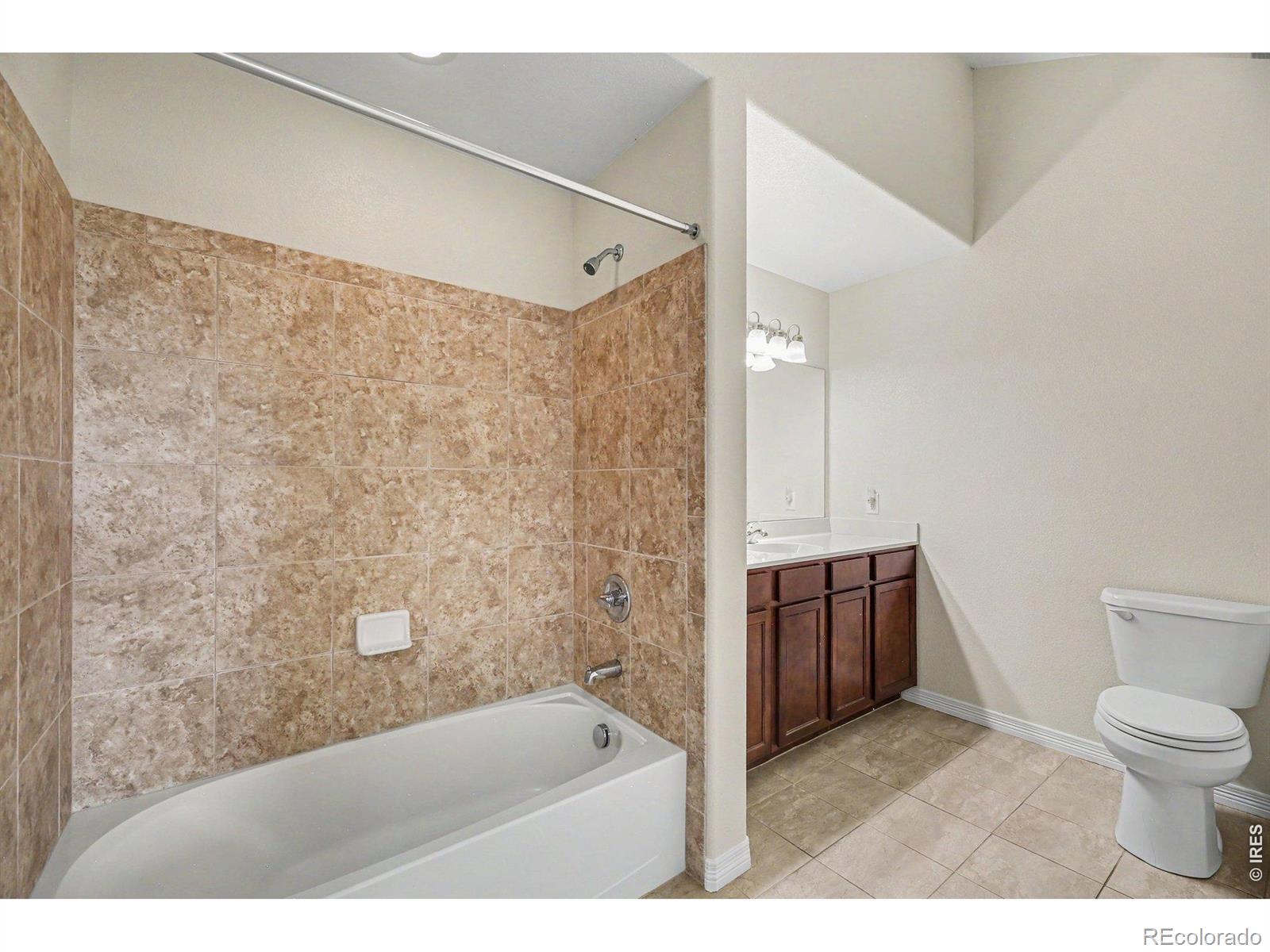 MLS Image #20 for 2387  santa fe drive,longmont, Colorado