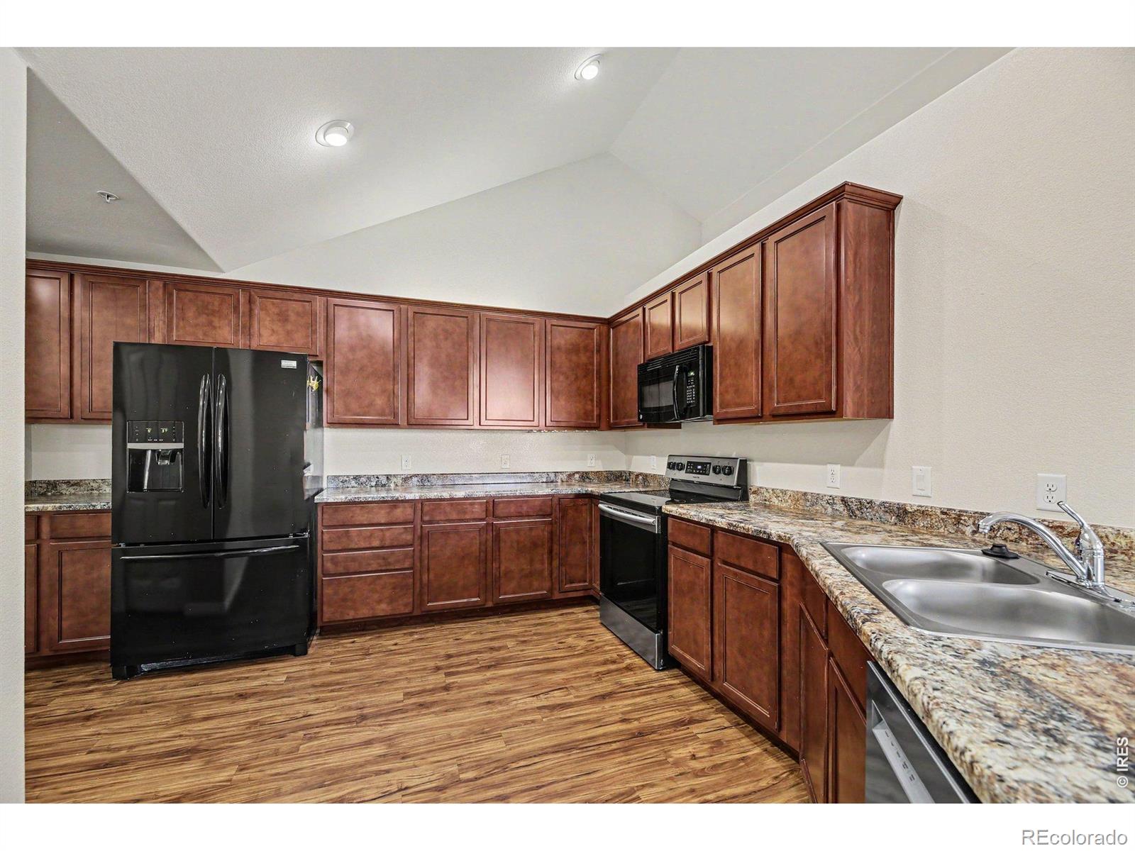 MLS Image #7 for 2387  santa fe drive,longmont, Colorado