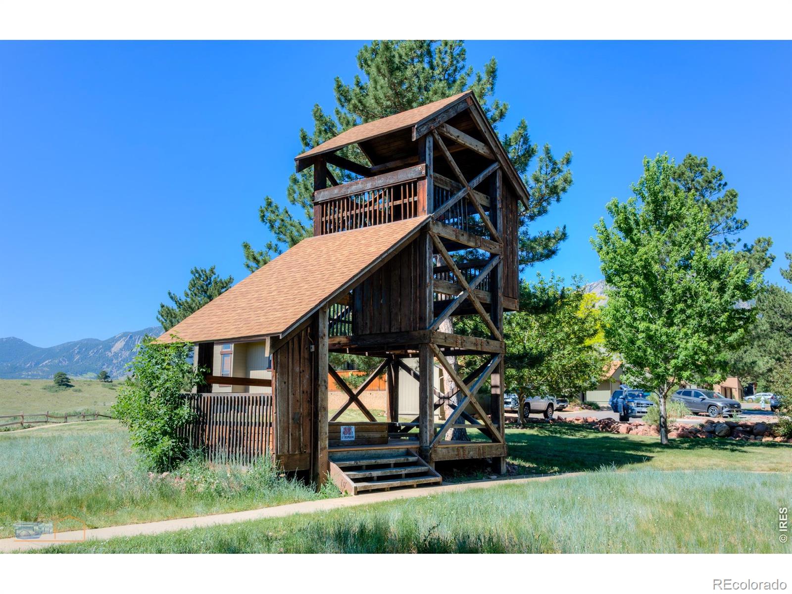 MLS Image #32 for 4656  greenbriar court,boulder, Colorado