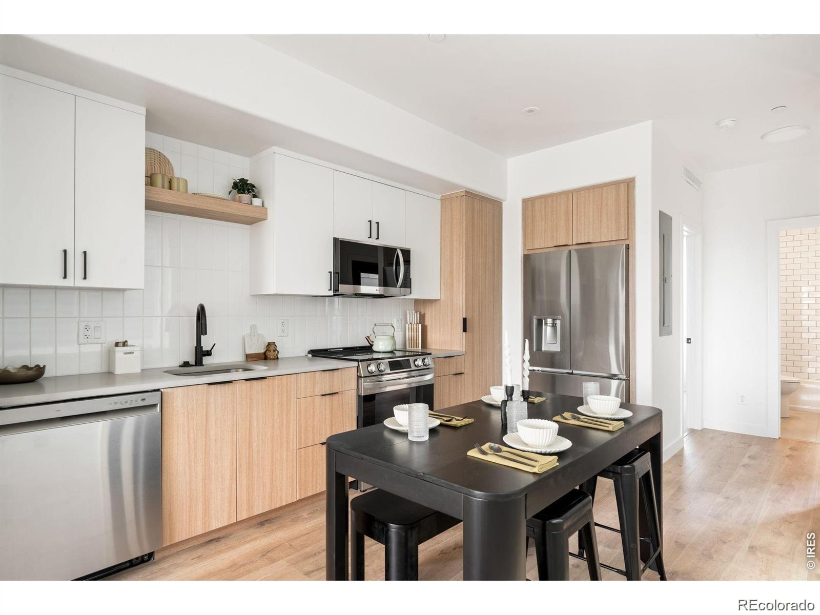 MLS Image #5 for 737  cheesman street,erie, Colorado