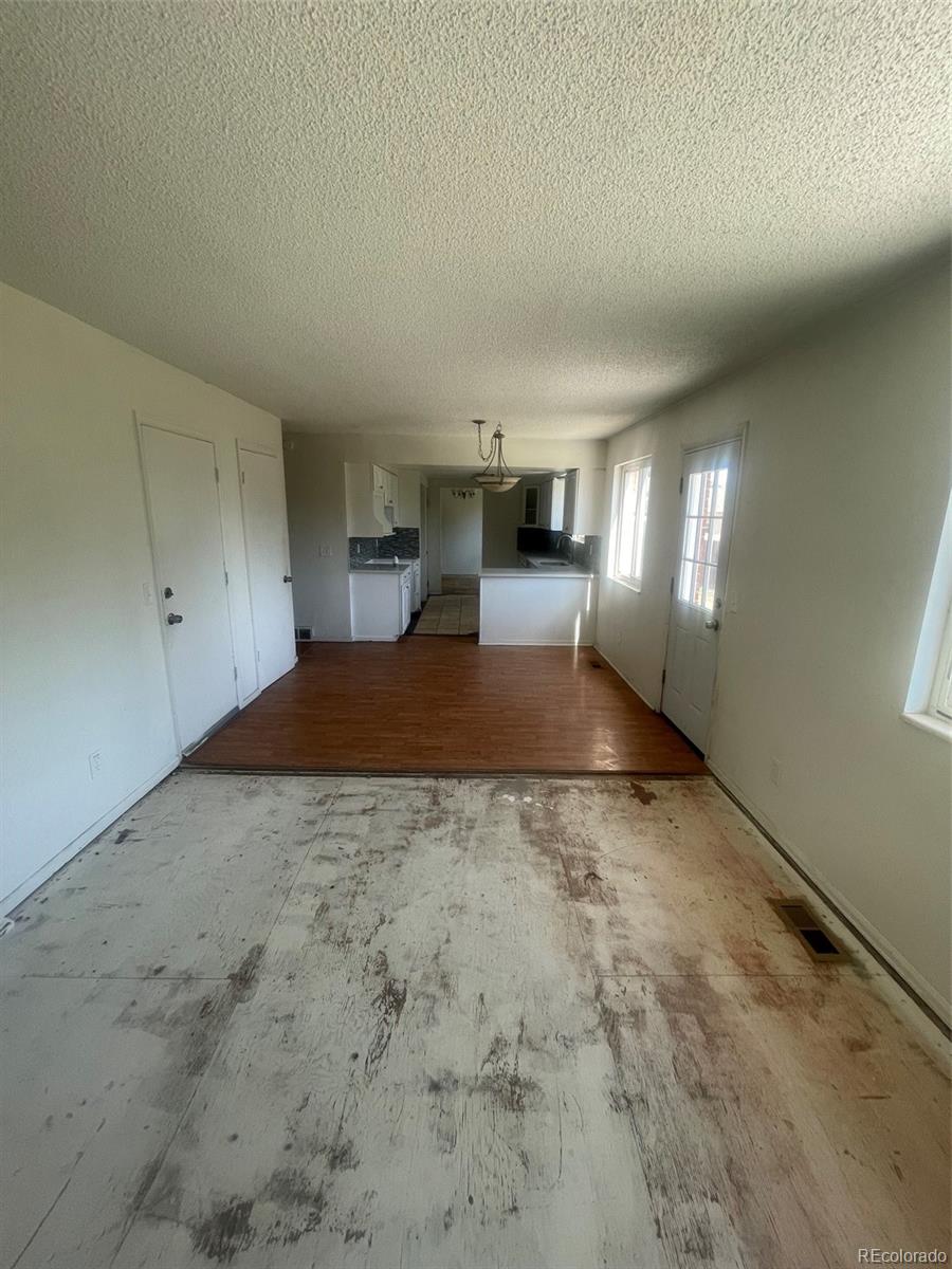 MLS Image #3 for 1554 s fraser way,aurora, Colorado